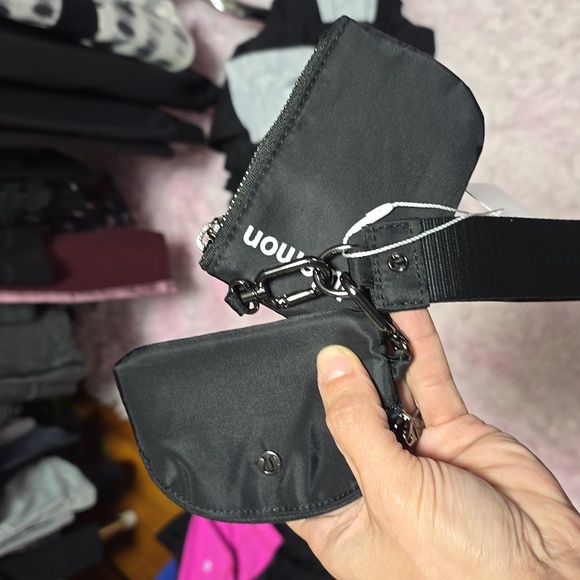 lululemon athletica Black Wristlet Bag - Picture 7 of 10